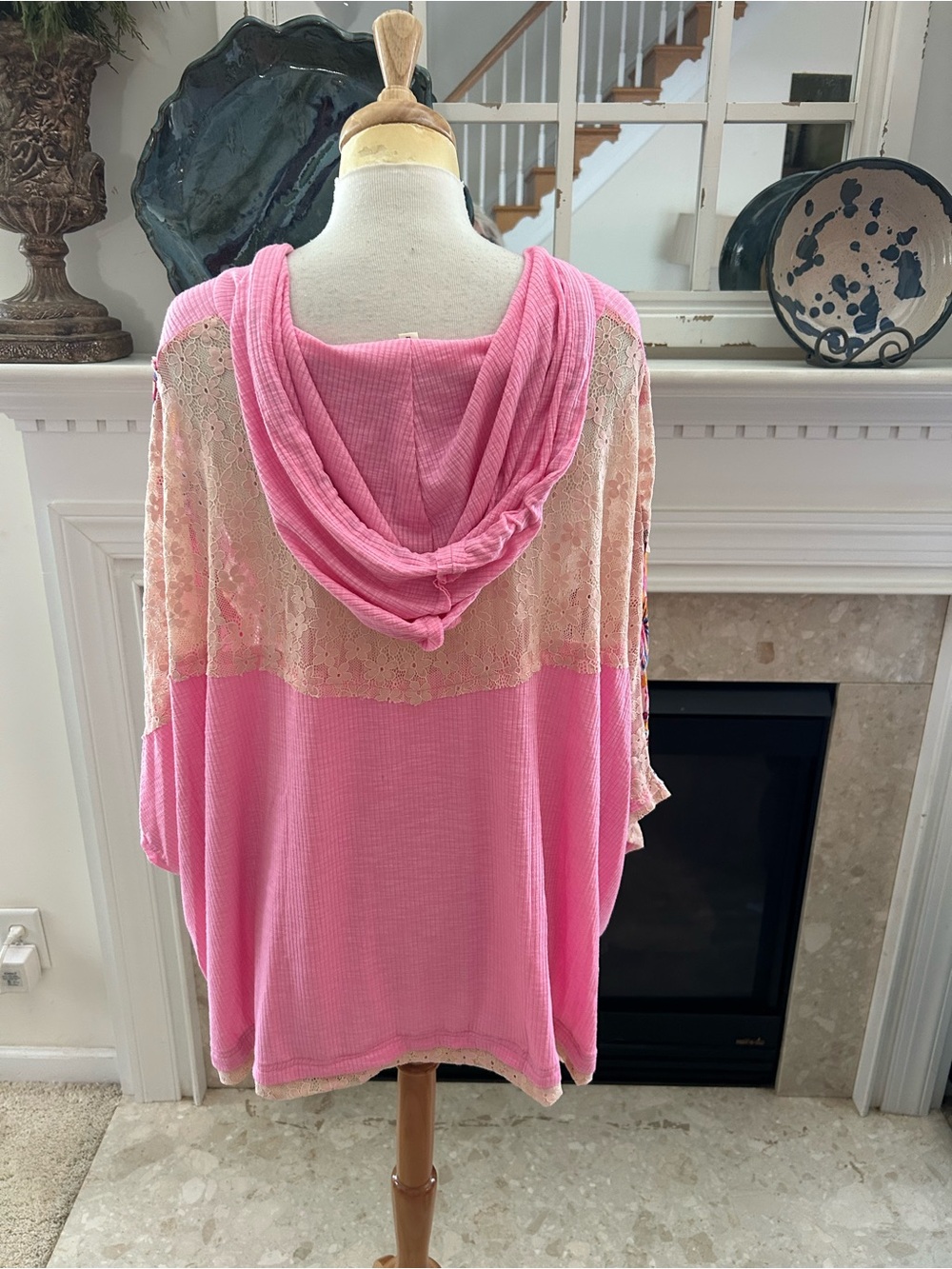 POL Pink Ribbed Hooded Bohemian Top with Cream Lace Inset - Picture 6 of 9